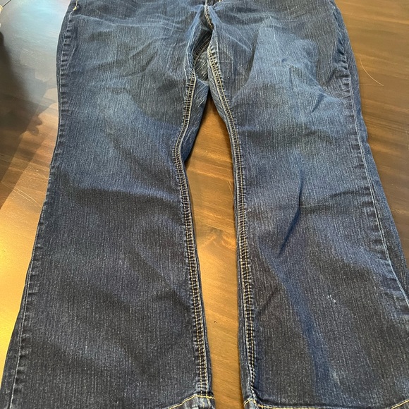 Seven Slim Cut Jeans 22 Petite - Picture 4 of 7